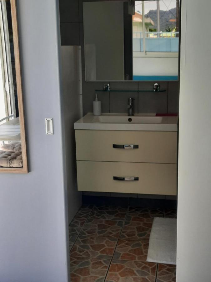 Studio Avec Piscine Privee, Idealement Situe 생클로드 외부 사진