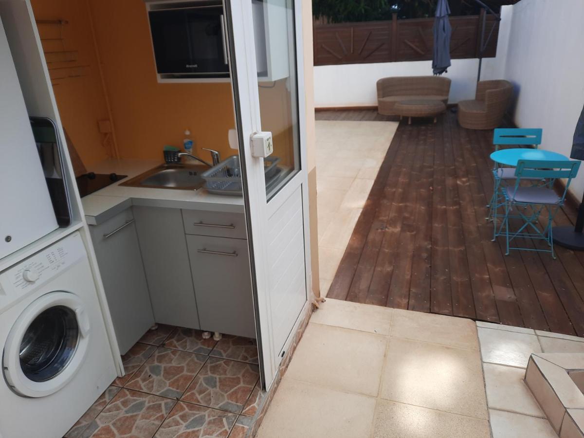 Studio Avec Piscine Privee, Idealement Situe 생클로드 외부 사진
