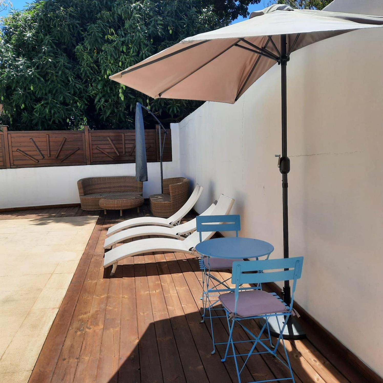 Studio Avec Piscine Privee, Idealement Situe 생클로드 외부 사진